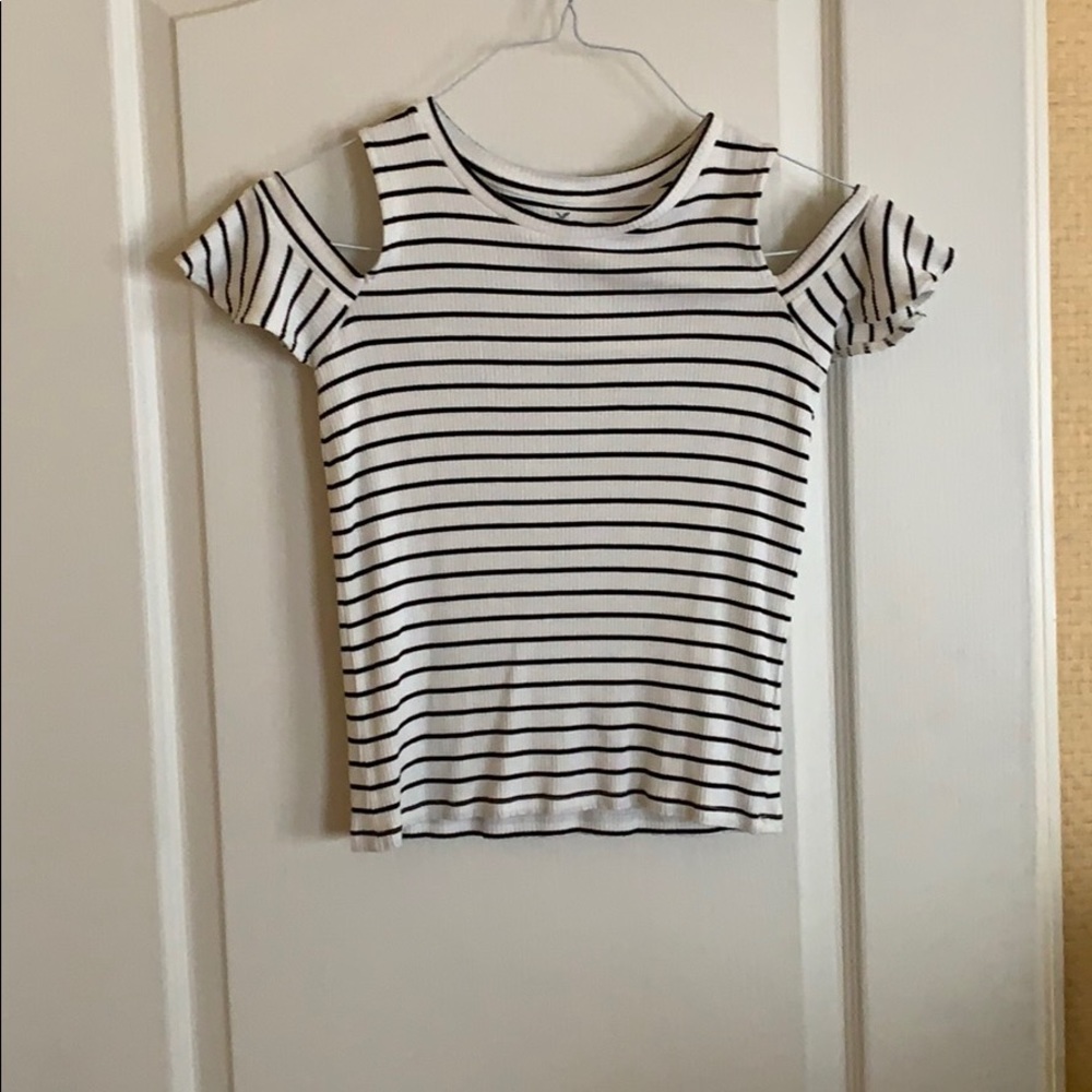 American Eagle cropped tank with sleeves